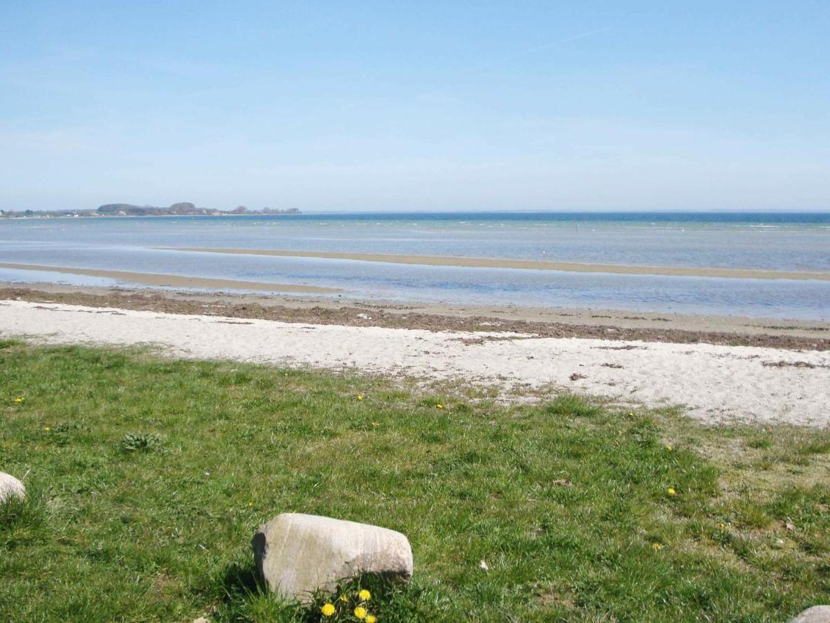 6 Person Holiday Home In Bjert Sonder Bjert Room photo